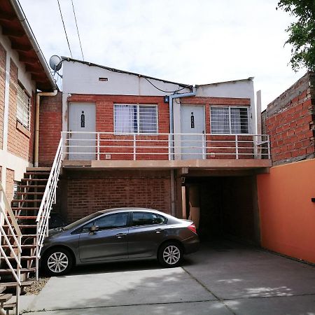 Departamentos Las Araucarias- 2 A 5 Personas Con Estacionamiento Neuquén Dış mekan fotoğraf